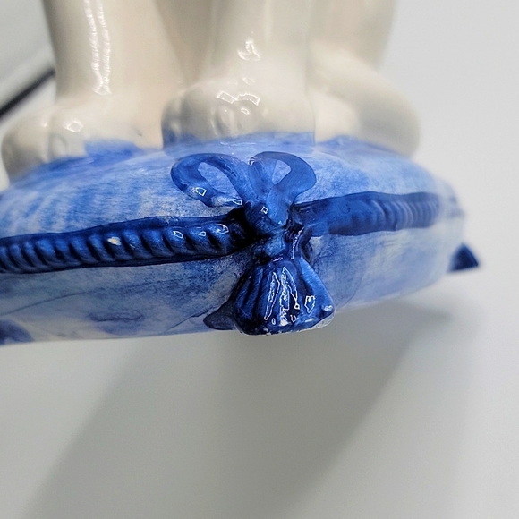 Vintage Majolica Italy Cat On Blue Pillow w/ Hand Painted Flowers On The Back - Picture 14 of 14